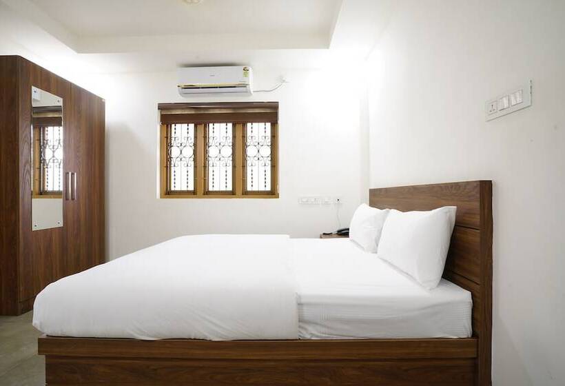 فندق Halo Residency