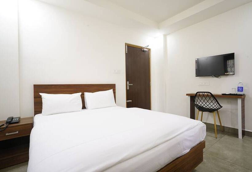 فندق Halo Residency