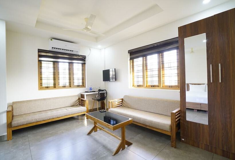 فندق Halo Residency