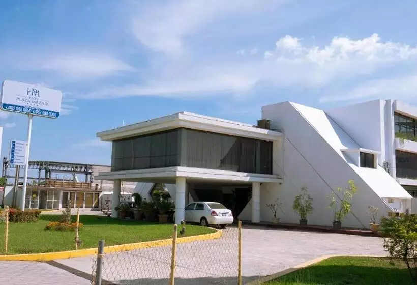 Hotelli Plaza Mazari