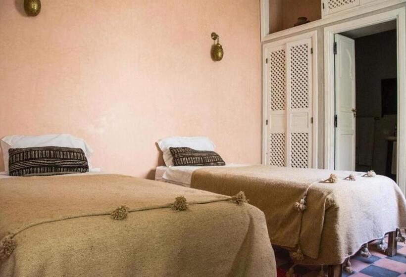 هتل Riad Zen Oasis