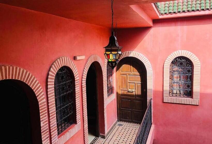 هتل Riad Zen Oasis