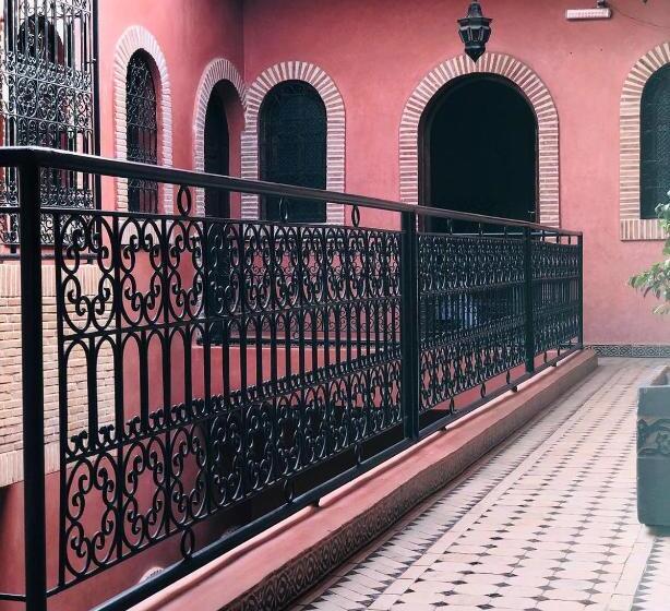 هتل Riad Zen Oasis