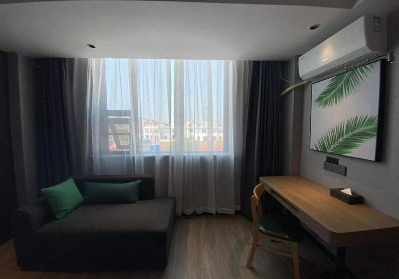 호텔 Thank Inn Plus Xinyang Gushi Liaocheng Avenue