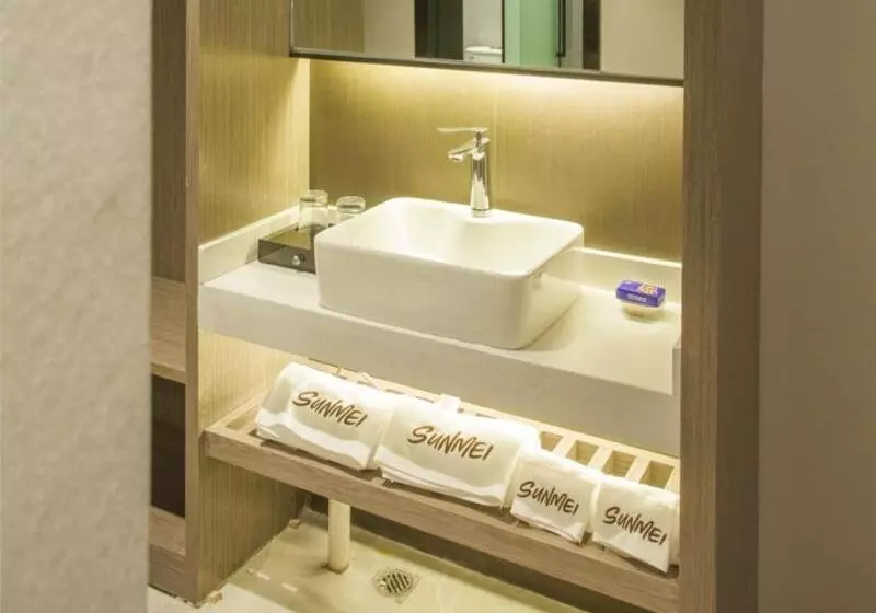 Junyi Hotel Jizhou District East Yangming Road