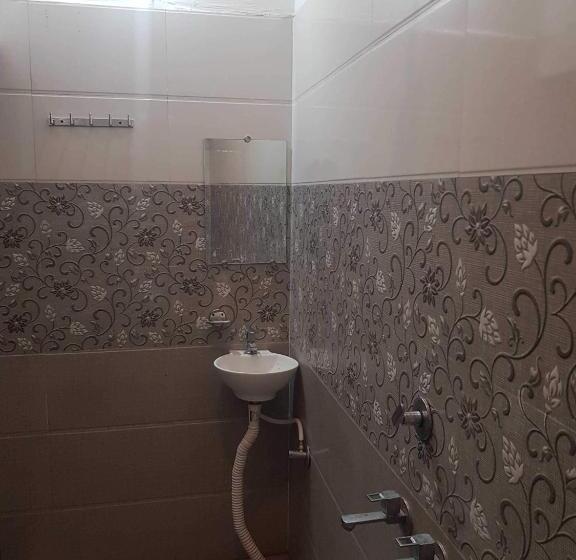 Oyo Flagship 81224 Hotel Stars