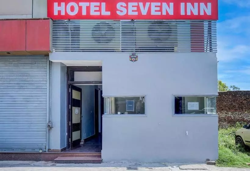 Oyo Flagship 81231 Hotel Seven