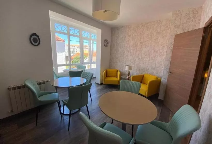 Majatalo Hospedaje Stop