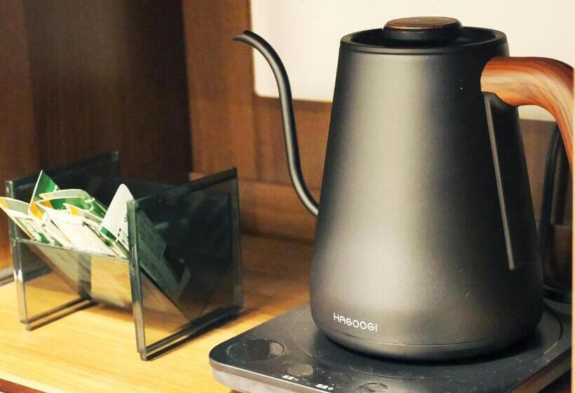 بنسيون Locona +rakuta