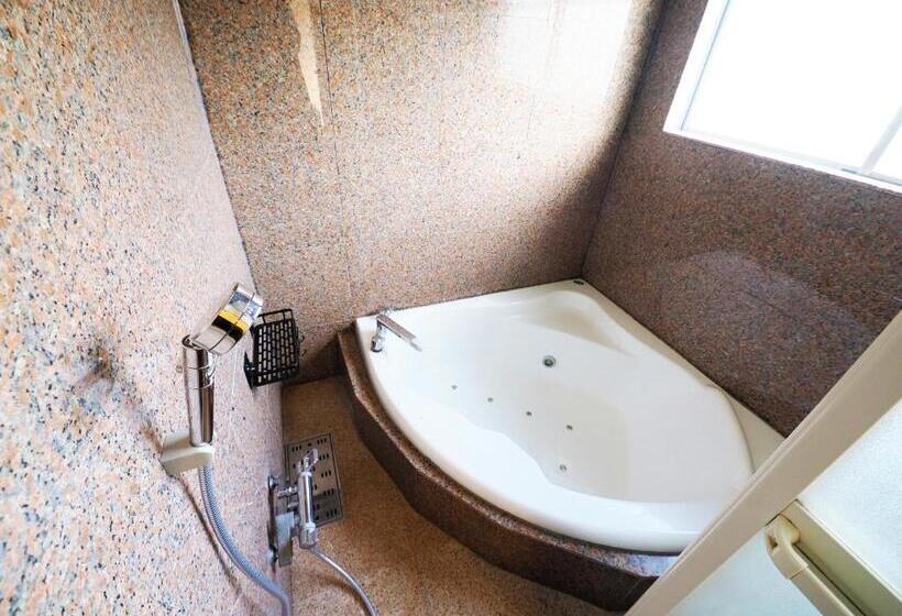 بنسيون Locona +rakuta