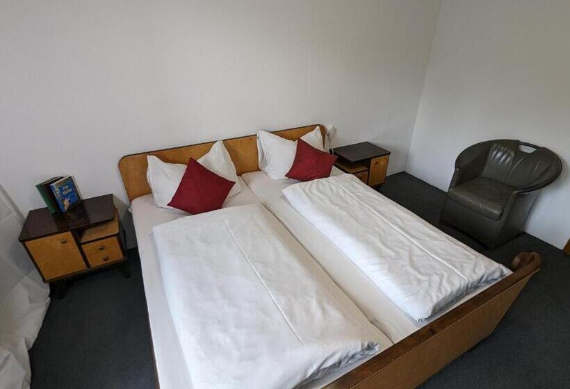 펜션 Lorenzhof By Julka Self Checkin