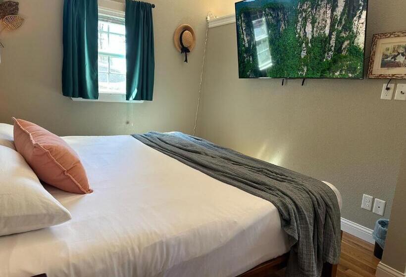 Пансион Luxury Smart Bungalow