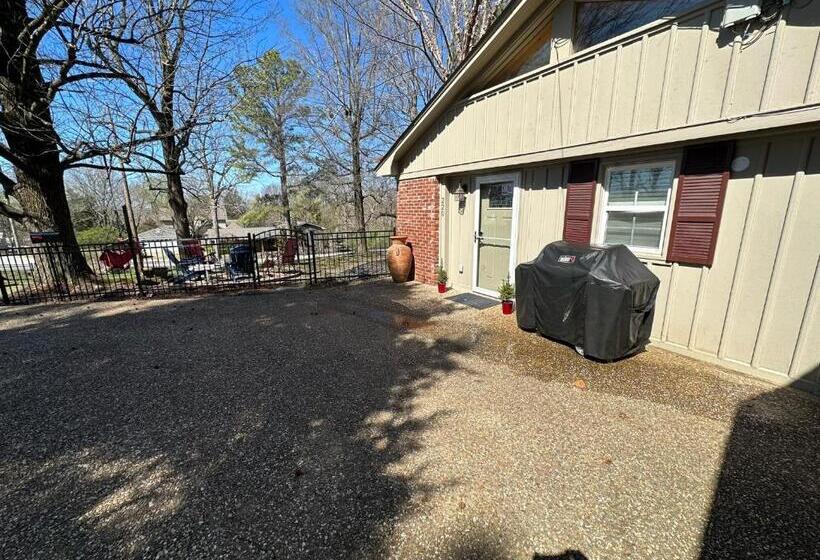 Пансион Luxury Smart Bungalow