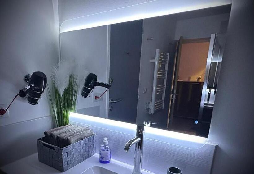 پانسیون Studio Indépendant Pa Ni Pwoblem