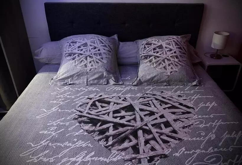 Majatalo Studio Indépendant Pa Ni Pwoblem