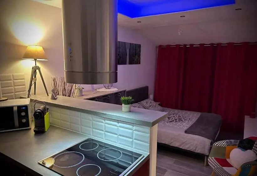 Majatalo Studio Indépendant Pa Ni Pwoblem