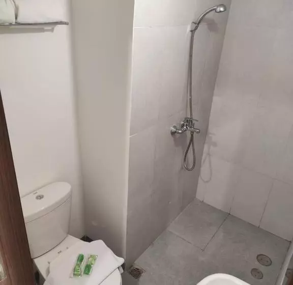 Stay G Service Residence Sentul