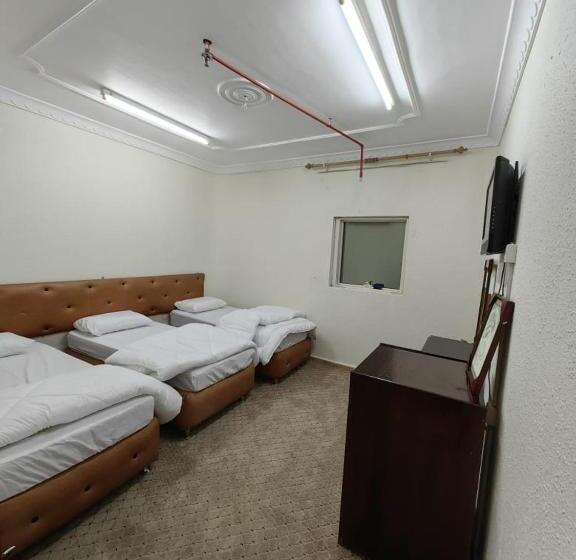 فندق نبض الضيافة 1   العزيزية الشارع العام