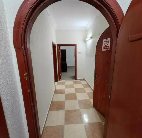 فندق نبض الضيافة 1   العزيزية الشارع العام