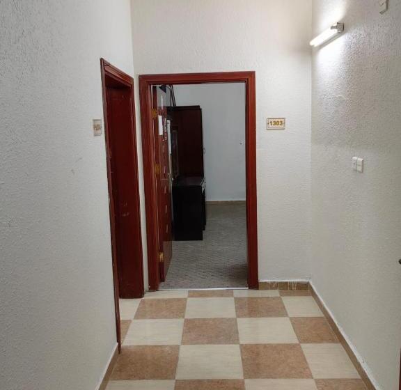 فندق نبض الضيافة 1   العزيزية الشارع العام