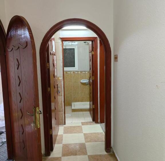 فندق نبض الضيافة 1   العزيزية الشارع العام