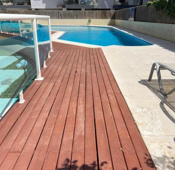 ベッドアンドブレックファースト Botafoch Luxury Room