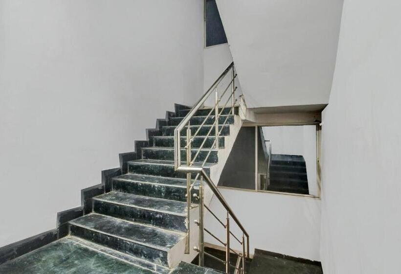 Szálloda Flagship 92912 New Convivial Homes