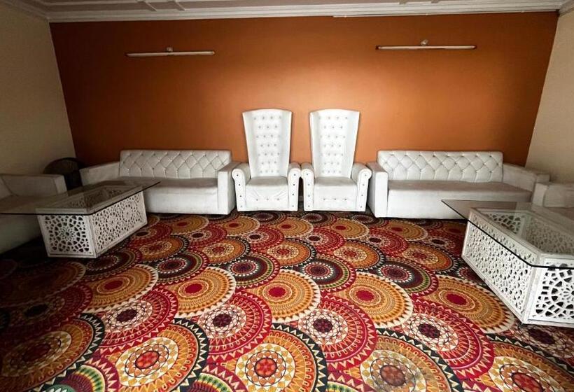 호텔 Mangalam Grand