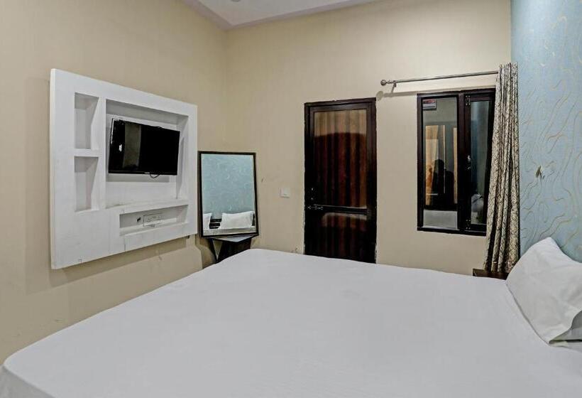 Отель Dream Lounge