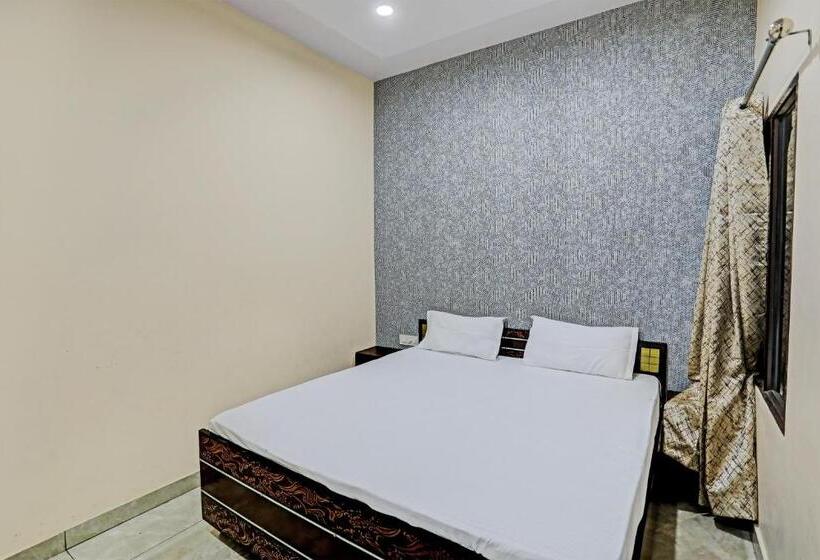 Отель Dream Lounge