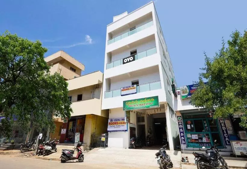 ホテル Oyo Flagship Sri Vishnu Inn