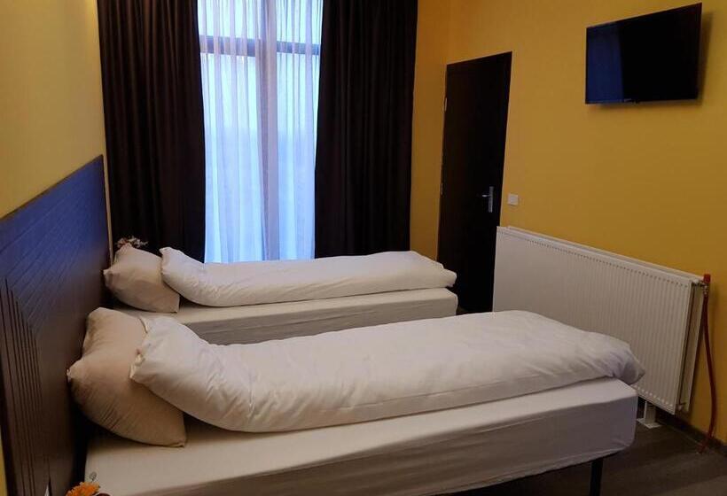 هتل Restaurant La Passione