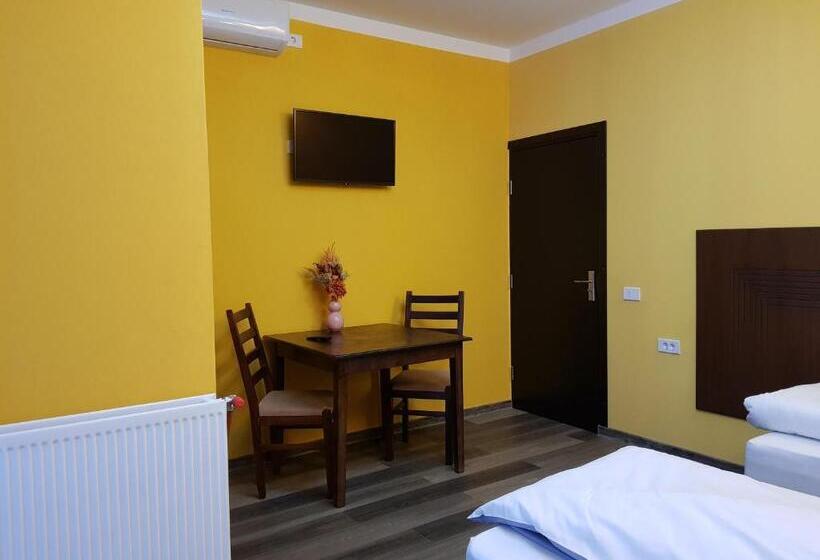 هتل Restaurant La Passione