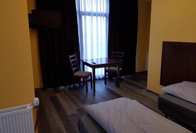 هتل Restaurant La Passione