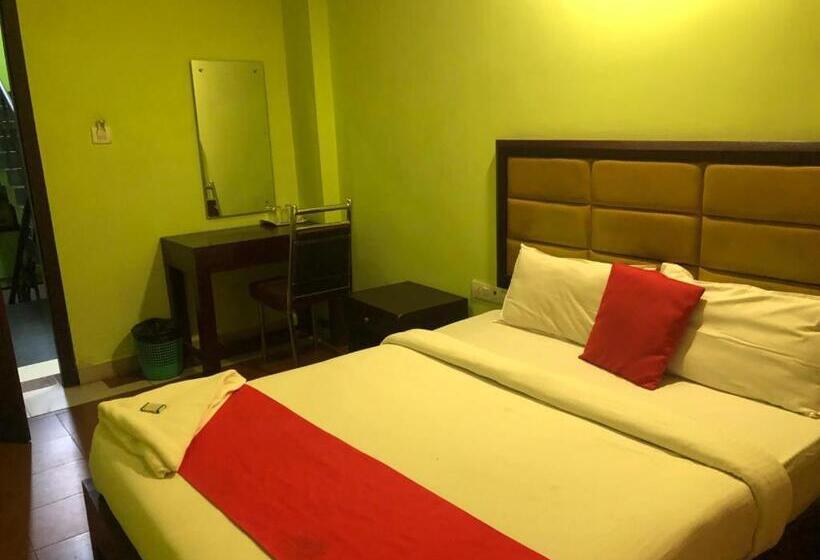 Hotel Select Residency
