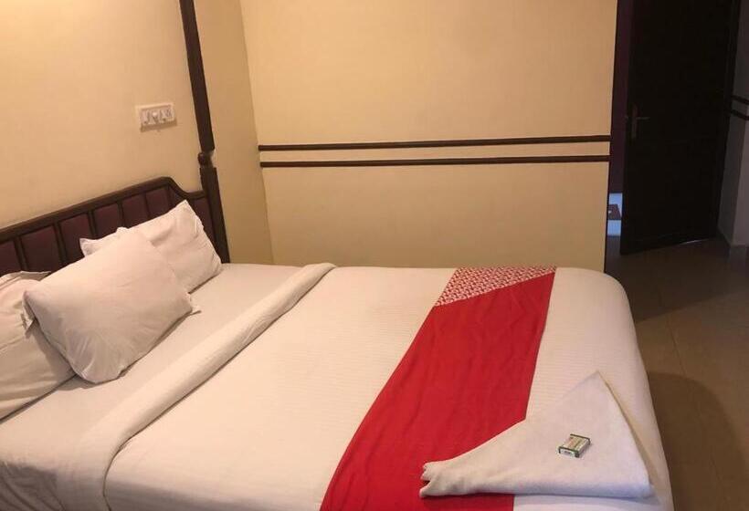 Hotel Select Residency