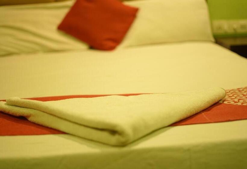 Hotel Select Residency