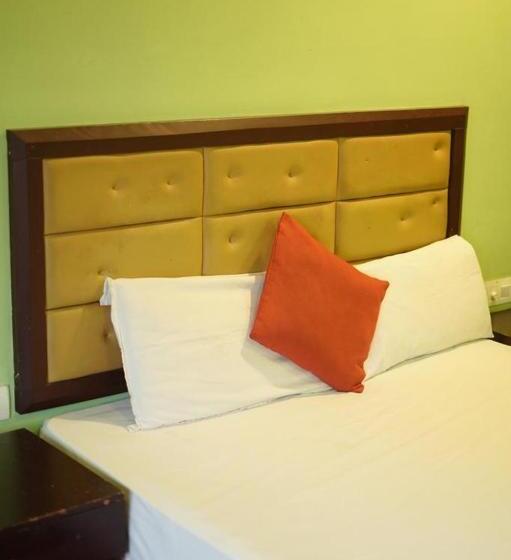 Hotel Select Residency