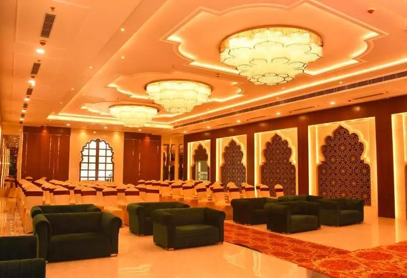 Hotelli Sm Palace
