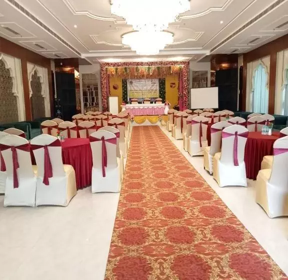 Hotelli Sm Palace