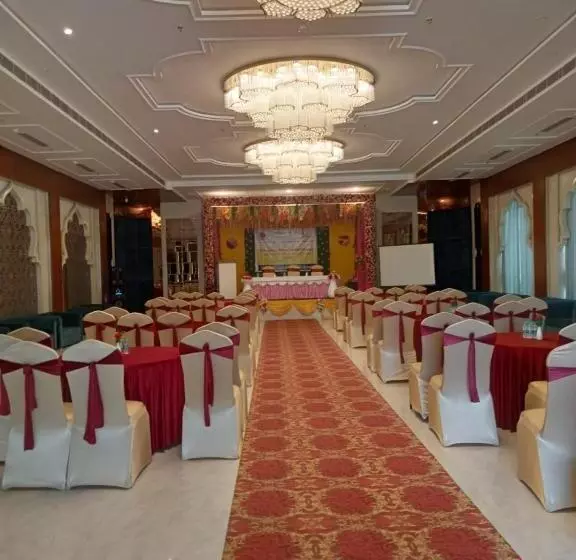 Hotelli Sm Palace