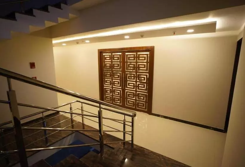Hotelli Sm Palace