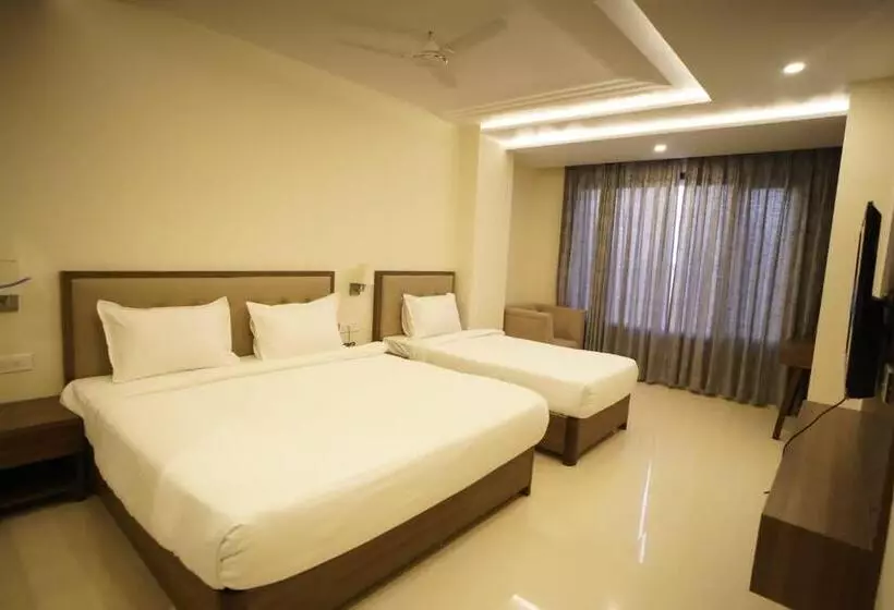 Hotelli Sm Palace