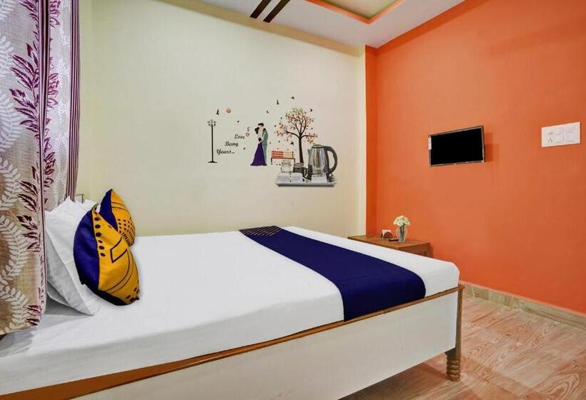 酒店 Spot On Jp Lodging & Restaurant