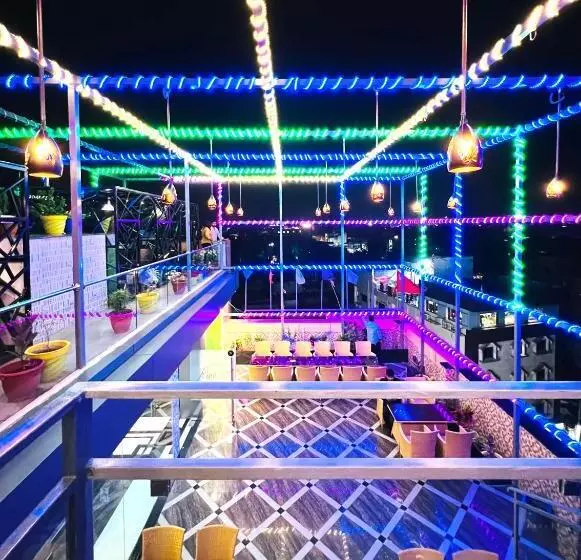 ホテル The Magnum