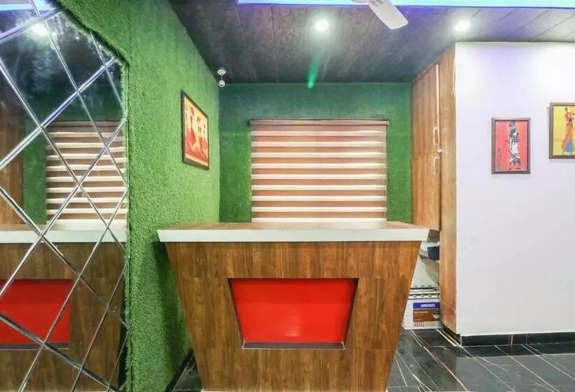 Oyo Flagship Hotel Ambani
