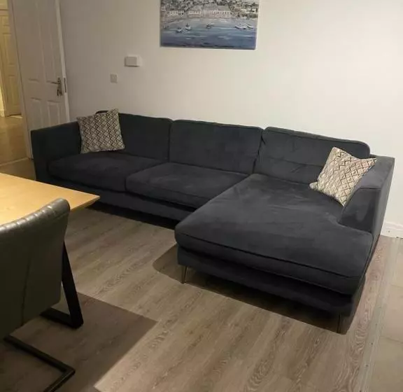 Majatalo Apple Barn Guest House