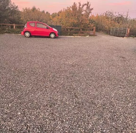 Majatalo Apple Barn Guest House