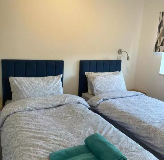 Majatalo Apple Barn Guest House