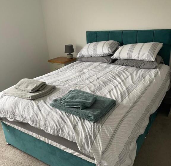 پانسیون Apple Barn Guest House